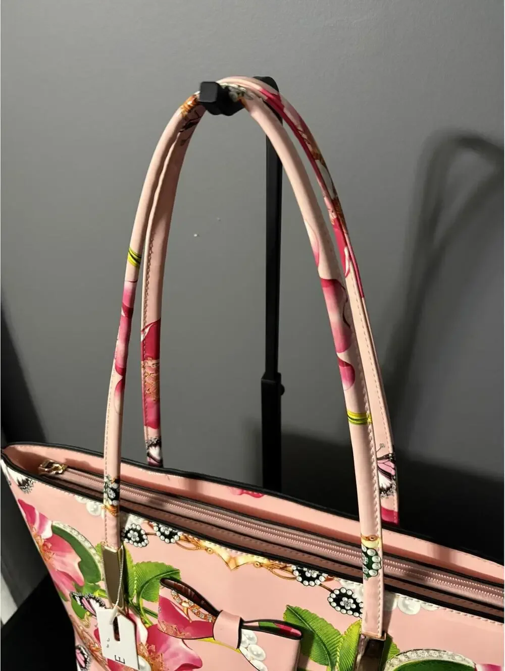 Pink Graphic Floral Tote Bag Bow Accent - Picture 3 of 8